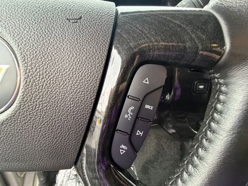 Used 2022 Chevrolet Express 2500 Extended w/ Enhanced Convenience Package image 17