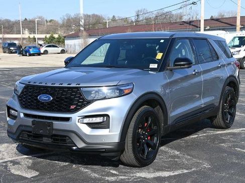 Certified 2022 Ford Explorer ST w/ Equipment Group 401A AWD/4WD image 5