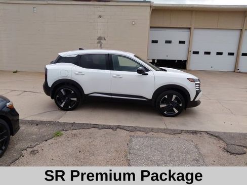 New 2026 Nissan Kicks SR w/ SR Premium Package AWD/4WD image 3