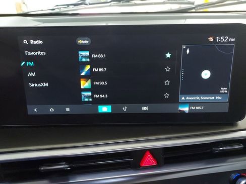 Used 2025 Kia Sorento EX w/ EX Panoramic Sunroof Package image 22