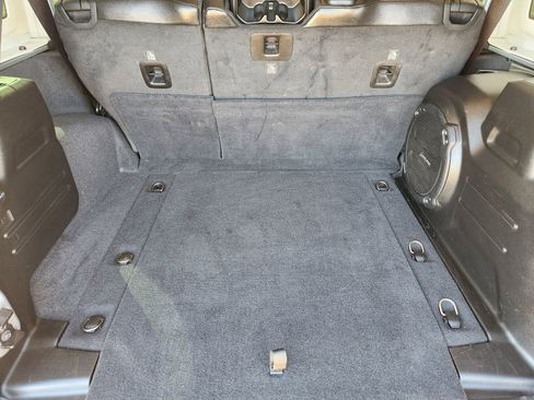 Used 2019 Jeep Wrangler Unlimited Rubicon image 41