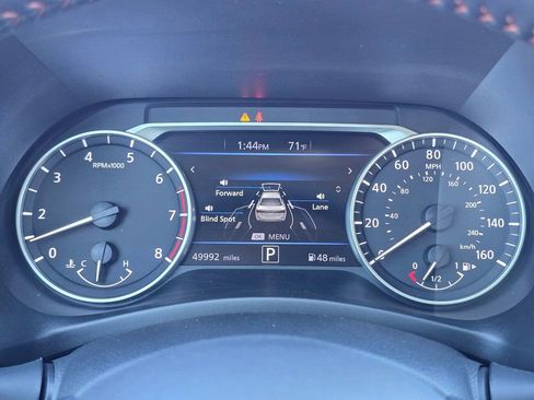 Used 2024 Nissan Sentra SR w/ SR Premium Package FWD image 26