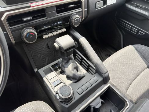 New 2026 Toyota 4Runner 4WD image 30
