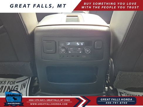 Used 2017 GMC Yukon XL Denali w/ Open Road Package image 24