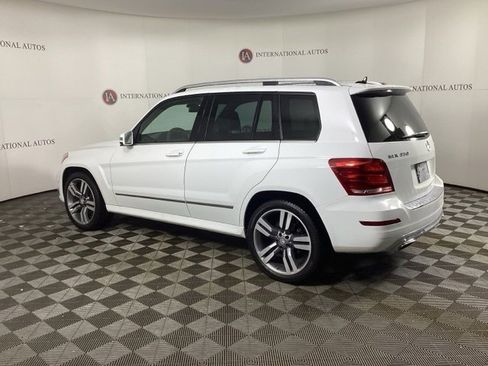 Used 2015 Mercedes-Benz GLK 350 4MATIC image 6