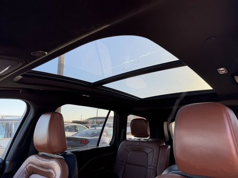 Used 2023 Lincoln Aviator Grand Touring w/ Equipment Group 301A image 31