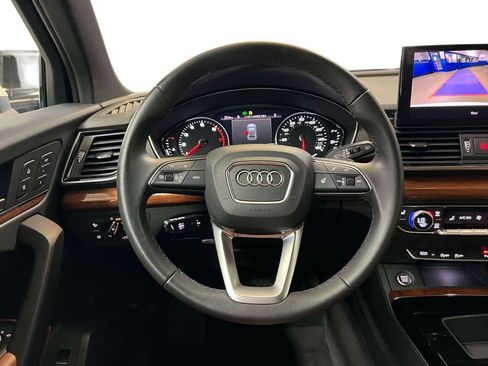 Used 2023 Audi Q5 2.0T Premium w/ Convenience Package AWD/4WD image 11