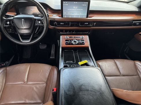 Used 2022 Lincoln Aviator Reserve RWD image 17
