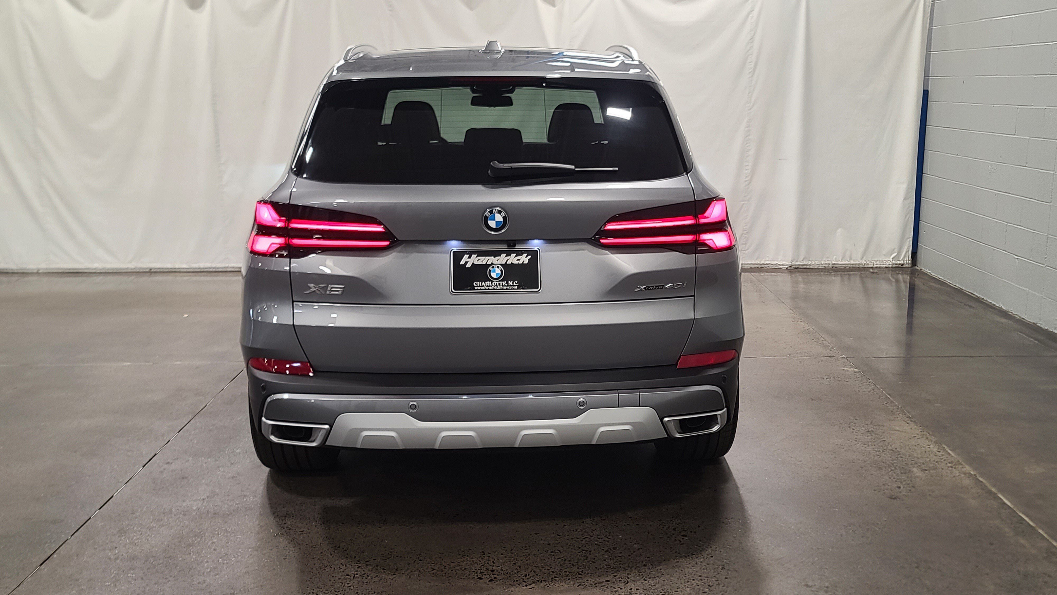 Used 2026 BMW X5 xDrive40i AWD/4WD image 7
