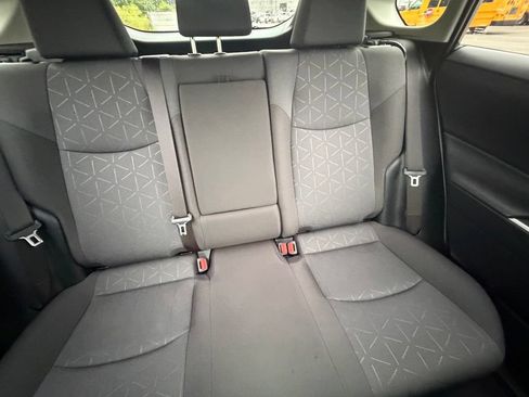 Used 2020 Toyota RAV4 XLE w/ Convenience Package AWD/4WD image 15