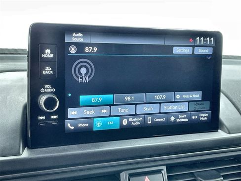 Used 2025 Honda Pilot TrailSport image 24