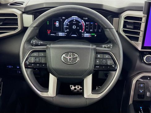 Used 2023 Toyota Sequoia Limited image 36