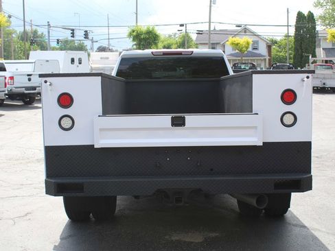 Used 2025 Chevrolet Silverado 3500 W/T w/ WT Convenience Package AWD/4WD image 5