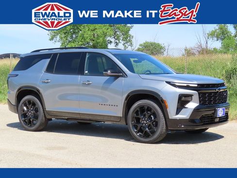 New 2026 Chevrolet Traverse RS w/ LPO, Floor Liner Package AWD/4WD image 1