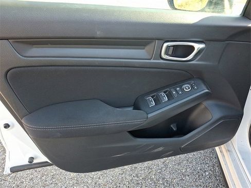 Used 2024 Honda Civic Sport image 12