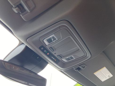 Used 2022 Chevrolet Silverado 1500 LT image 33