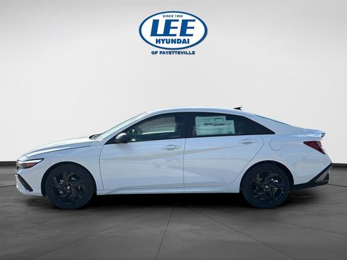New 2026 Hyundai Elantra Sport FWD image 7