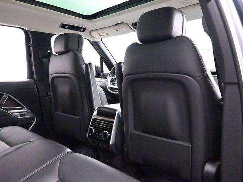 Used 2024 Land Rover Range Rover SE AWD/4WD image 22