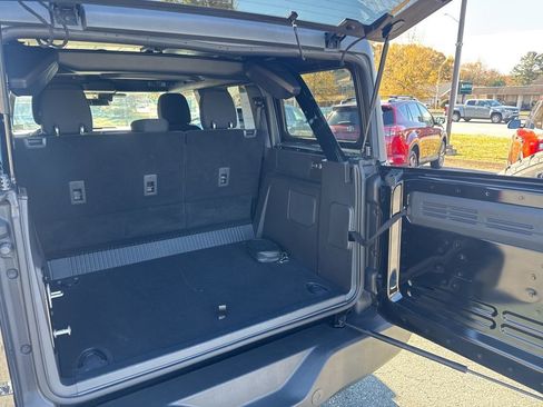 Certified 2025 Ford Bronco Big Bend image 28