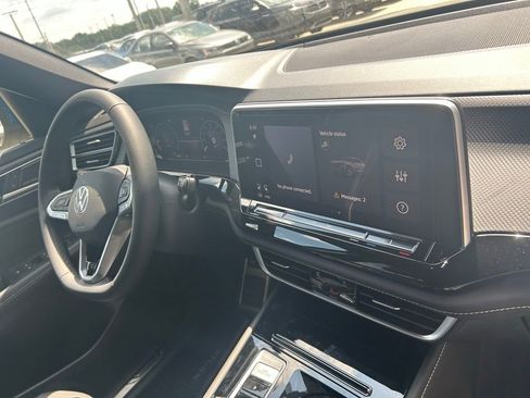 New 2026 Volkswagen Atlas Cross Sport SEL Premium R-Line AWD/4WD image 38