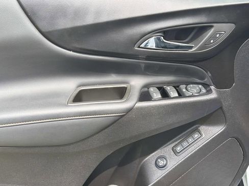 Used 2024 Chevrolet Equinox Premier AWD/4WD image 17