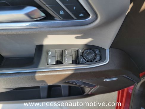 Used 2024 GMC Sierra 1500 SLT w/ SLT Premium Plus Package image 17