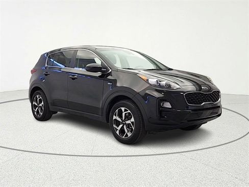 Used 2021 Kia Sportage LX image 1