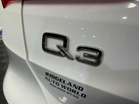 Used 2020 Audi Q3 2.0T Premium w/ Convenience Package image 33