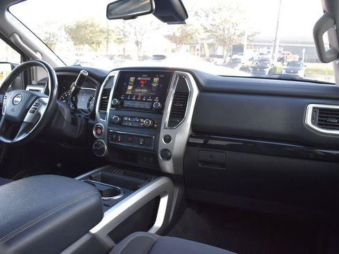 Used 2021 Nissan Titan SV w/ SV Convenience Package AWD/4WD image 56