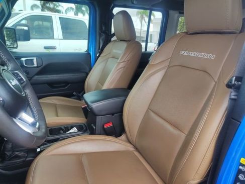 Used 2023 Jeep Wrangler Rubicon image 6