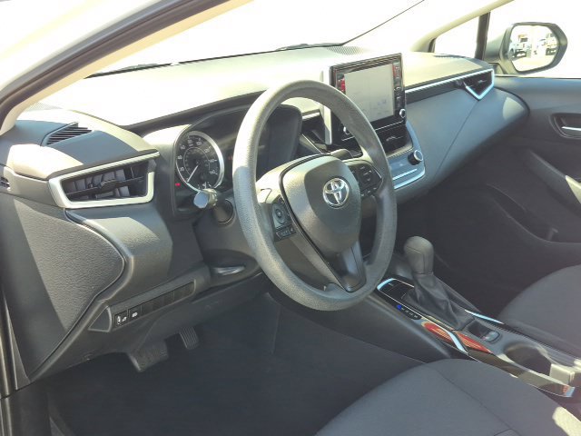 Used 2020 Toyota Corolla LE w/ Carpet Mat Package (TMS) FWD image 10