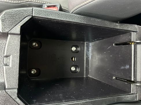 Used 2013 Toyota RAV4 Limited image 25