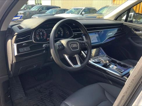Used 2022 Audi Q7 2.0T Premium w/ Convenience Package image 18