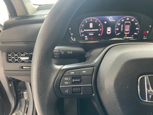 Certified 2023 Honda Accord EX image 10