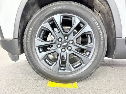 Used 2020 Chevrolet Traverse RS FWD image 13