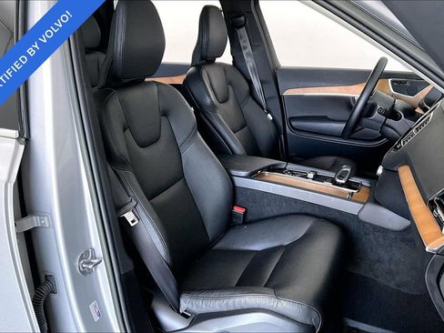 Used 2023 Volvo XC90 B6 Plus w/ Protection Package Premier AWD/4WD image 8