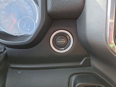 Used 2023 RAM 1500 Laramie image 25