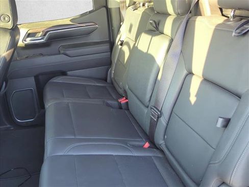 Used 2023 GMC Sierra 1500 SLT w/ SLT Premium Package AWD/4WD image 20