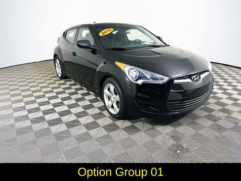 Used 2012 Hyundai Veloster image 3