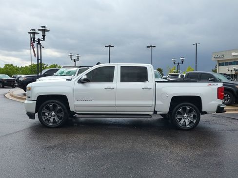 Used 2017 Chevrolet Silverado 1500 LTZ Z71 w/ LTZ Plus Package AWD/4WD image 7