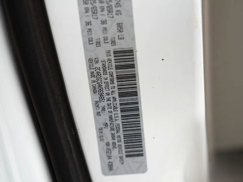 Used 2019 Dodge Grand Caravan SXT FWD image 39