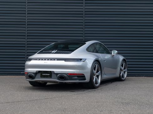 Certified 2023 Porsche 911 Carrera RWD image 8