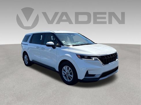 Used 2024 Kia Carnival LX FWD image 24