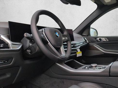 New 2026 BMW X5 xDrive40i w/ Off-Road Package AWD/4WD image 3