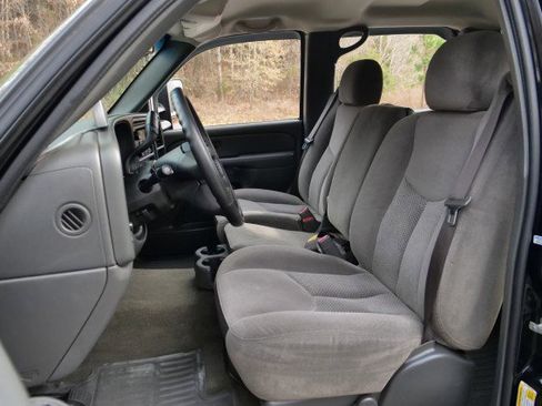 Used 2007 Chevrolet Silverado 3500 LT w/ Heavy-Duty Power Package image 3