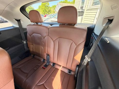 Used 2017 Audi Q7 2.0T Premium Plus w/ Premium Plus Package AWD/4WD image 22