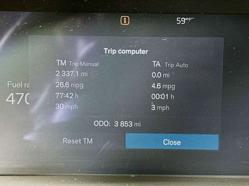 Certified 2025 Volvo V60 B5 Cross Country Plus w/ Protection Package Premier image 12