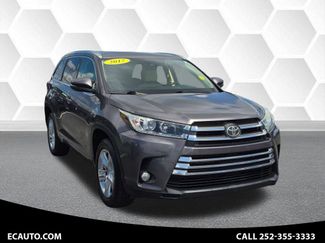 Used 2017 Toyota Highlander Limited FWD video 1