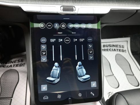 Used 2024 Lucid Air Pure RWD image 10