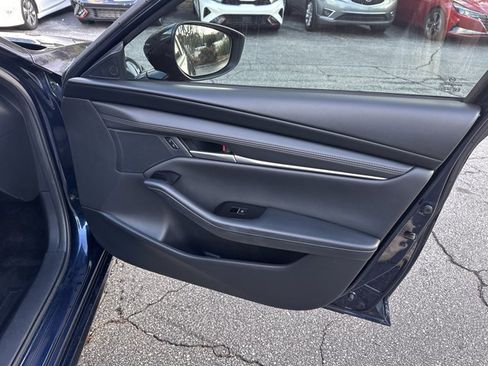 Used 2024 MAZDA MAZDA3 s image 17